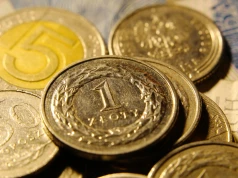 Młodzi Polacy najmniej pewni swoich finansów w Europie Środkowo-Wschodniej