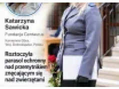 DIOZ i plucie na Polski Mundur