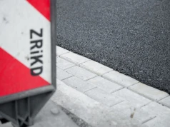 Kolejne roboty w rejonie Mostu Poniatowskiego. Drogowcy wymienią ekrany