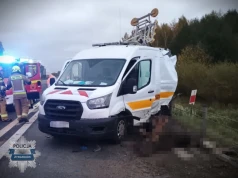 Zderzenie ciężarówki z pojazdem służby drogowej na DK50. Duże utrudnienia
