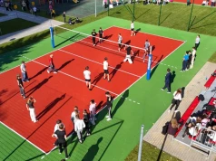 Nowe boiska i miasteczko ruchu drogowego przy SP nr 62 w Katowicach