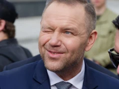 Nawrocki ma na biurku nowy sondaż z wynikami jak marzenie. 9 p.p. daje oddech