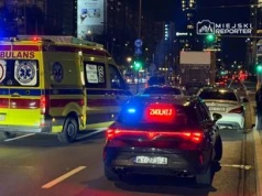 Warszawa: Wypadek karetki na Woli. Trzy pojazdy rozbite, jedna osoba w szpitalu