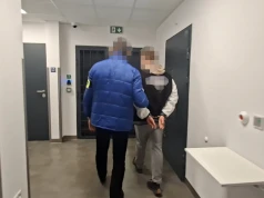 Chwile grozy na stacji w Otwocku. Napastnik z butelką zaatakował pracownicę SKM