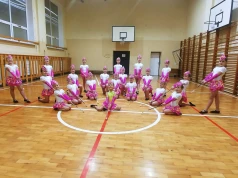 Budynek dawnej SP 11: Źródło chce zabezpieczyć swoją przyszłość, miasto planuje sprzedaż całego kompleksu