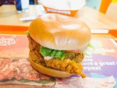 Rywal KFC rozkręca się w Polsce. Chce mieć 50 lokali do końca roku