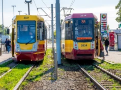 „Czarna szyna” wydłuża drogę hamowania tramwajów. MPK apeluje o ostrożność