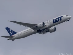Dreamliner PLL LOT z premierem Polski poleciał do Indii