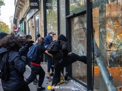 Rosja i skrajna prawica już wykorzystują protesty. "Samobójczy upadek Europy"