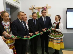 Nowoczesna Zielona Pracownia otwarta w Turowie. Uczniowie będą odkrywać przyrodę z pomocą nowych technologii