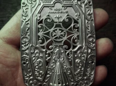 Urwerk UR-1001 Amadeus. Unikatowy, futurystyczny zegarek kieszonkowy!