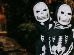Księża znowu wypowiedzieli się o Halloween. Ostrzegają przed "tańcem z potępieńcem"