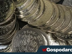 Złoty traci blask