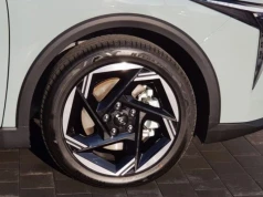 Hybrydowa Kia K4 trafiła do polskiej oferty. To nowy problem dla Toyoty Corolli