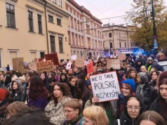 „Moje ciało, moja sprawa”. Protest Strajku Kobiet przeszedł przez Kraków
