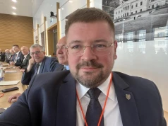 Poseł był u Kukiza i w PiS, teraz Tomasz Rzymkowski przeszedł do Konfederacji