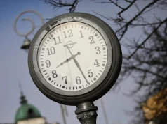 Zmiana czasu. Pracujący w nocy będą pracować dłużej, ale zarobią więcej