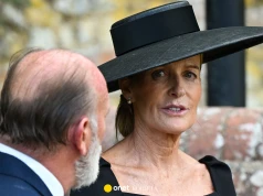 Córka chrzestna króla Karola ma powód do radości. Jej syn się zaręczył