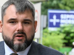 PiS o limitach zarobków lekarzy: Ustawę trzeba nazwać tragiczną. Zgoda tylko na karanie medyków