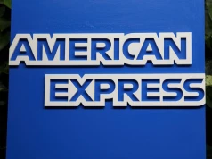 American Express tnie zatrudnienie o 5 proc. Zwalnianych ma zastąpić AI