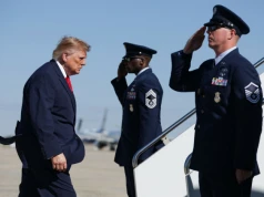 „Możemy zabrać im ropę”. Trump grozi Iranowi, USA redukują personel na Bliskim Wschodzie