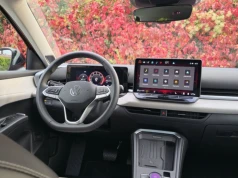 Jeździłem najpopularniejszą wersją Volkswagena T-Roca. Czuję niedosyt i nie chodzi o wyposażenie