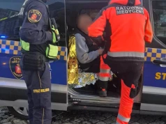 96-latek w kapciach i bez kurtki podróżował autobusem po Warszawie. Nie wiedział, gdzie jest ani jak wrócić do domu