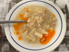 Dania zmusza seniorów do diety oświęcimskiej