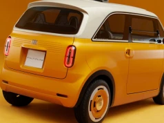 Fiat wskrzesił pomysł sprzed 70 lat. Cztery miejsca na zaledwie trzech metrach