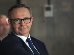 8000 zł podstawy dla nauczycieli. Doradca PiS: "Zawieszamy tę propozycję"