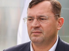 Kiedy sadownicy dostaną pieniądze po przymrozkach? Minister odpowiada rolnikowi