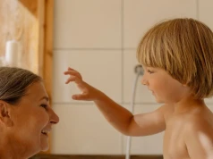 "U babci wolno, a mama znowu zabrania" – tak zaczyna się rodzinny konflikt. Rodzice mogą przerwać go bez awantury
