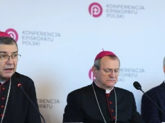 "Nie buduje, a niszczy". Episkopat grzmi, apelują do Sejmu po głosowaniu