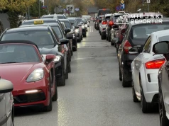 Paraliż na warszawskiej Woli. Setki aut utknęły, do akcji wkroczyła policja