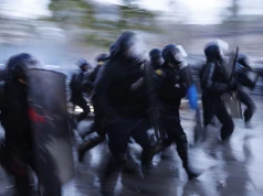 Były kamienie, gaz i armatki wodne. Gorąca sobota w Paryżu i francuskich miastach