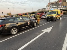 Zasnął za kierownicą i uderzył w kolejne pojazdy. Cztery auta? Nie, także autobus
