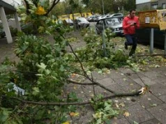 Potężny orkan zbliża się do naszych sąsiadów. Już są ranni