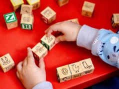 Karmienie piersią a objawy ADHD. Badanie 37 tys. dzieci z Norwegii pokazuje związek, ale niewielki