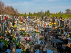 Czy będzie dzień wolny za 1 listopada? Wszystkich Świętych wypada w niedzielę