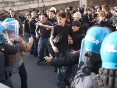 Włochy mobilizują policję przed manifestacjami. Arcybiskup Mediolanu: „same represje nie wystarczą”