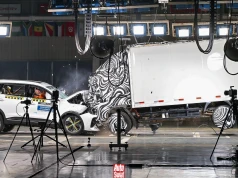 Zderzyli chińskiego SUV-a z ciężarówką. Chery chce być jak Volvo