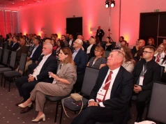 Świnie wyglądają na zdrowe, a tucz trwa nawet 15 dni dłużej. Winny może być niewidoczny wróg