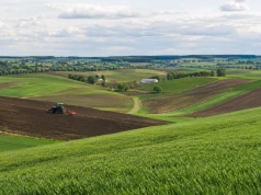 Rolnik bierze pieniądze za dzierżawę pola. Musi zapłacić podatek?