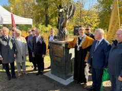 Pierwszy w Polsce pomnik przedsiębiorczości w Starachowicach