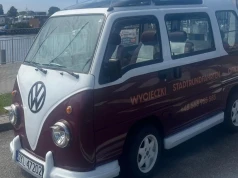 Volkswagen Ogórek za ułamek ceny. Pomieści 6 osób i ma AWD