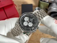 Wideo recenzja nietypowej wersji kultowego zegarka - Omega Speedmaster Moonwatch “Panda Dial”
