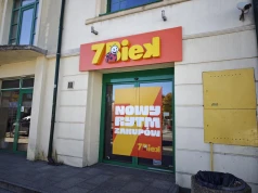 Nowy sklep Biedronki już działa. Zniknęło znane logo