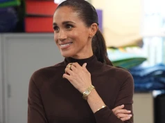 Meghan Markle nosi manicure strawberry milk – elegancki kolor uwielbiany przez kobiety z elit. Symbolizuje klasę i luksus