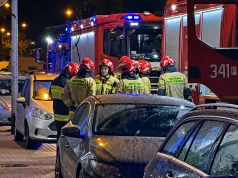 Fałszywe alarmy pożarowe na ul. Fabrycznej. Zgłaszający pod wpływem alkoholu
