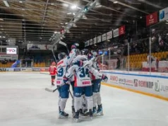 KH Energa Toruń z czwartym zwycięstwem z rzędu. Hat-trick Denyskina w Sanoku